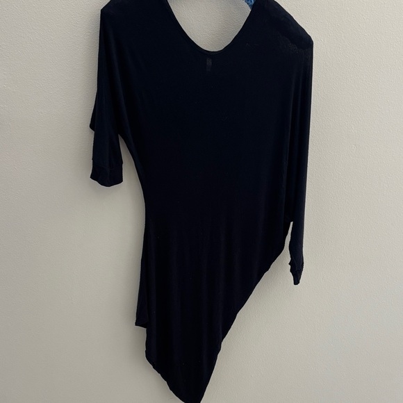 Elan Tops - Elan Black Top with White Accents